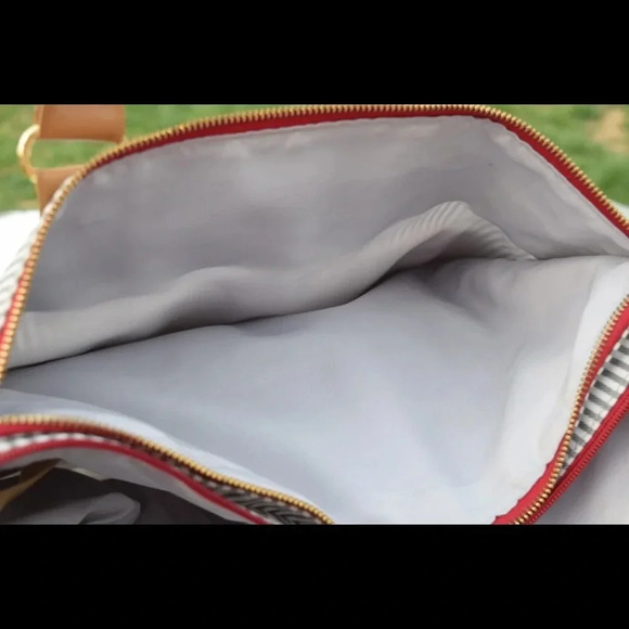 Skip hop diaper tote bag - Picture 4 of 8